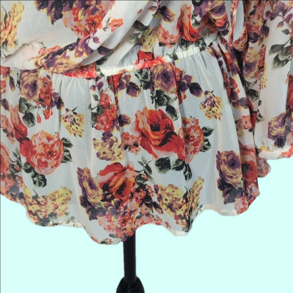 Forever 21 Green Ruffled Tie Front Blouse - Picture 4 of 11